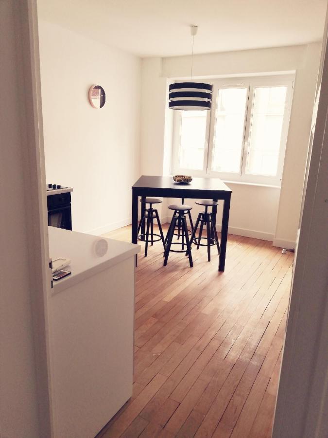 Suite 24 Appart'Hotel-3 Etoiles Le Creusot Dış mekan fotoğraf